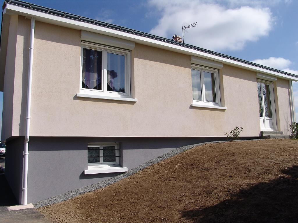 Isolation thermique extérieure (ITE) d'une maison ancienne dans le cadre d'une rénovation