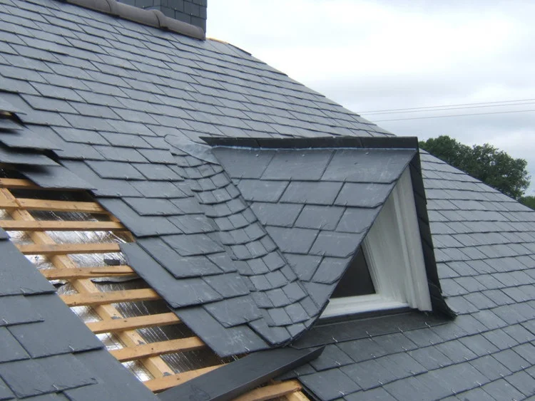 Rénovation complète de toiture en ardoise à Pau