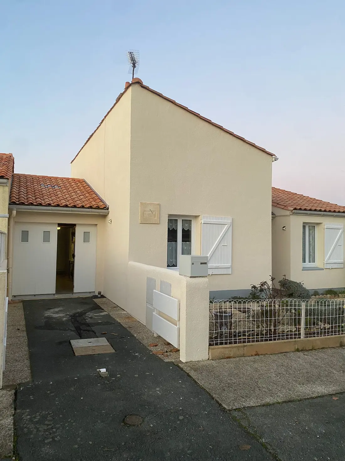 Façade rénovée par les équipe de Génération Rénovation 17